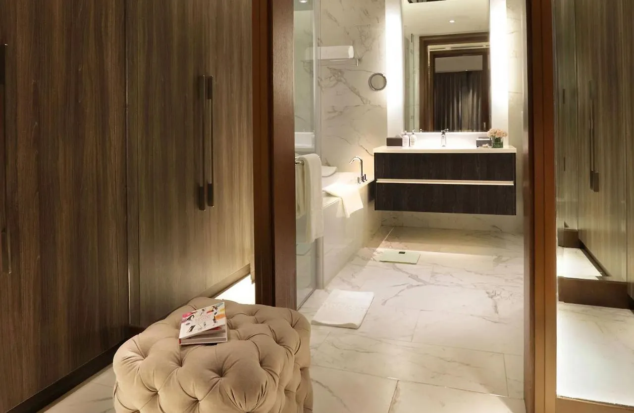 Makati Diamond Residences Makati City