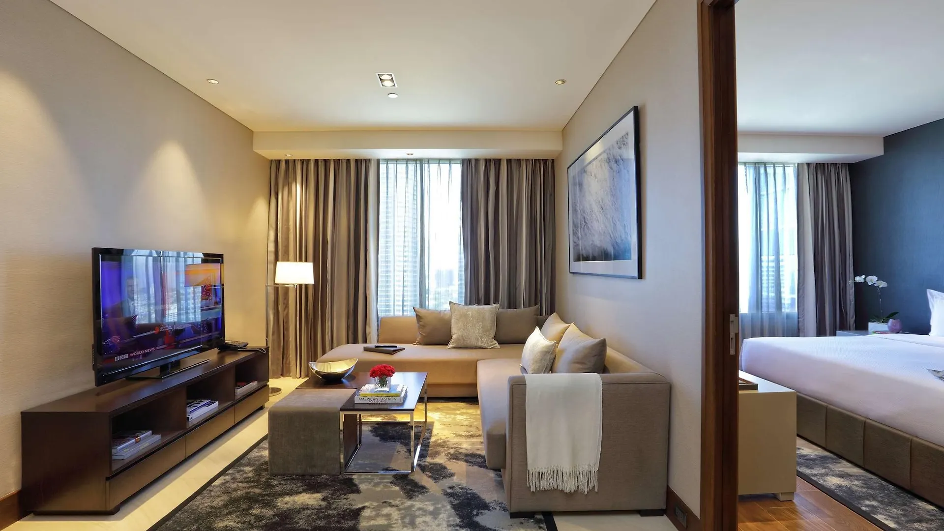 Makati Diamond Residences Makati City 5*,
